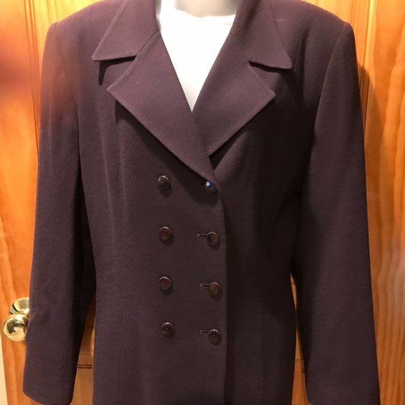 Kasper Coat - Picture 3 of 7